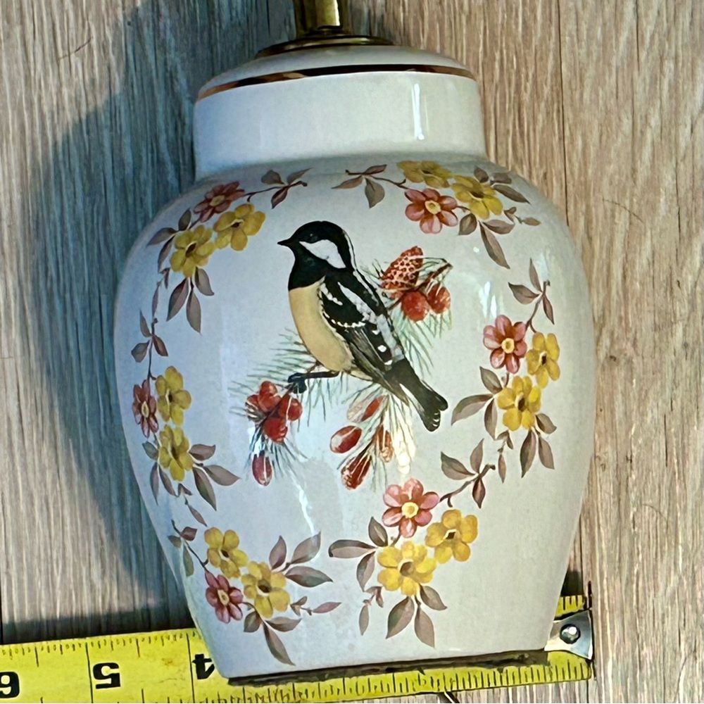Vintage Bird Lamp Porcelain Painted Bedside Table Jar Floral Asian Design 9” - Picture 7 of 13